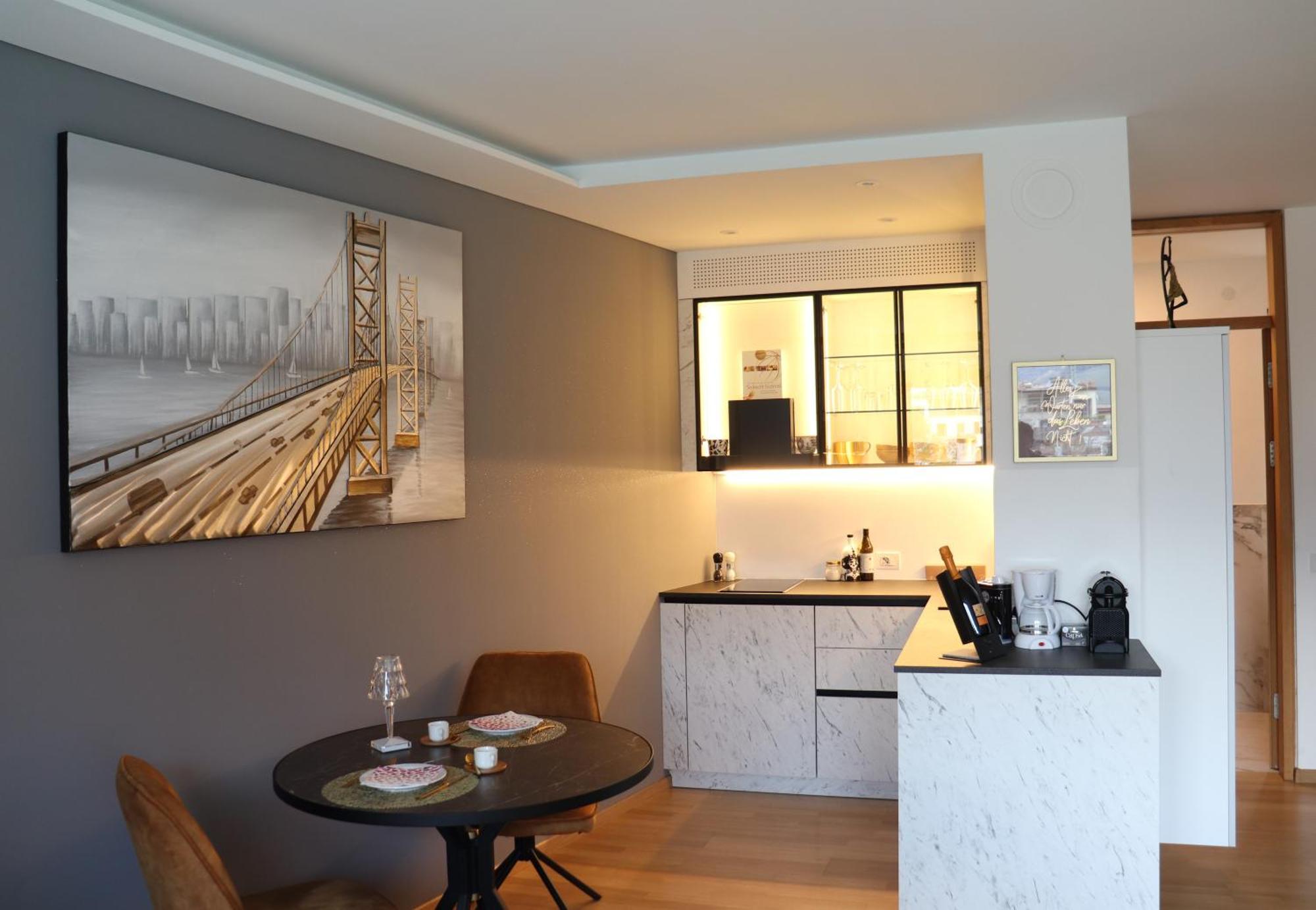 Ferienwohnung Ausblick Kleinjuwel Mit Panoramablick + Garage Meran Exterior foto