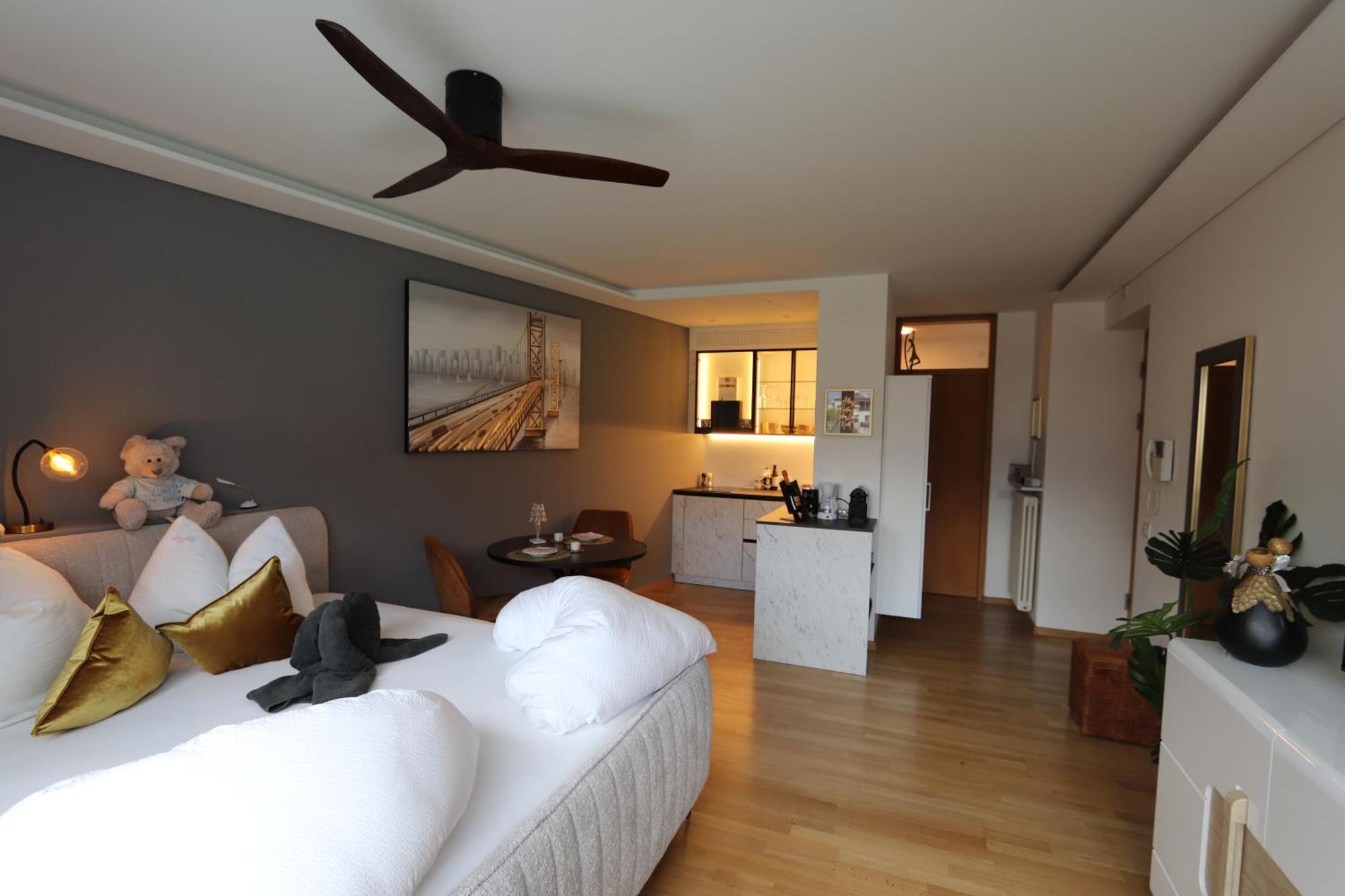 Ferienwohnung Ausblick Kleinjuwel Mit Panoramablick + Garage Meran Exterior foto